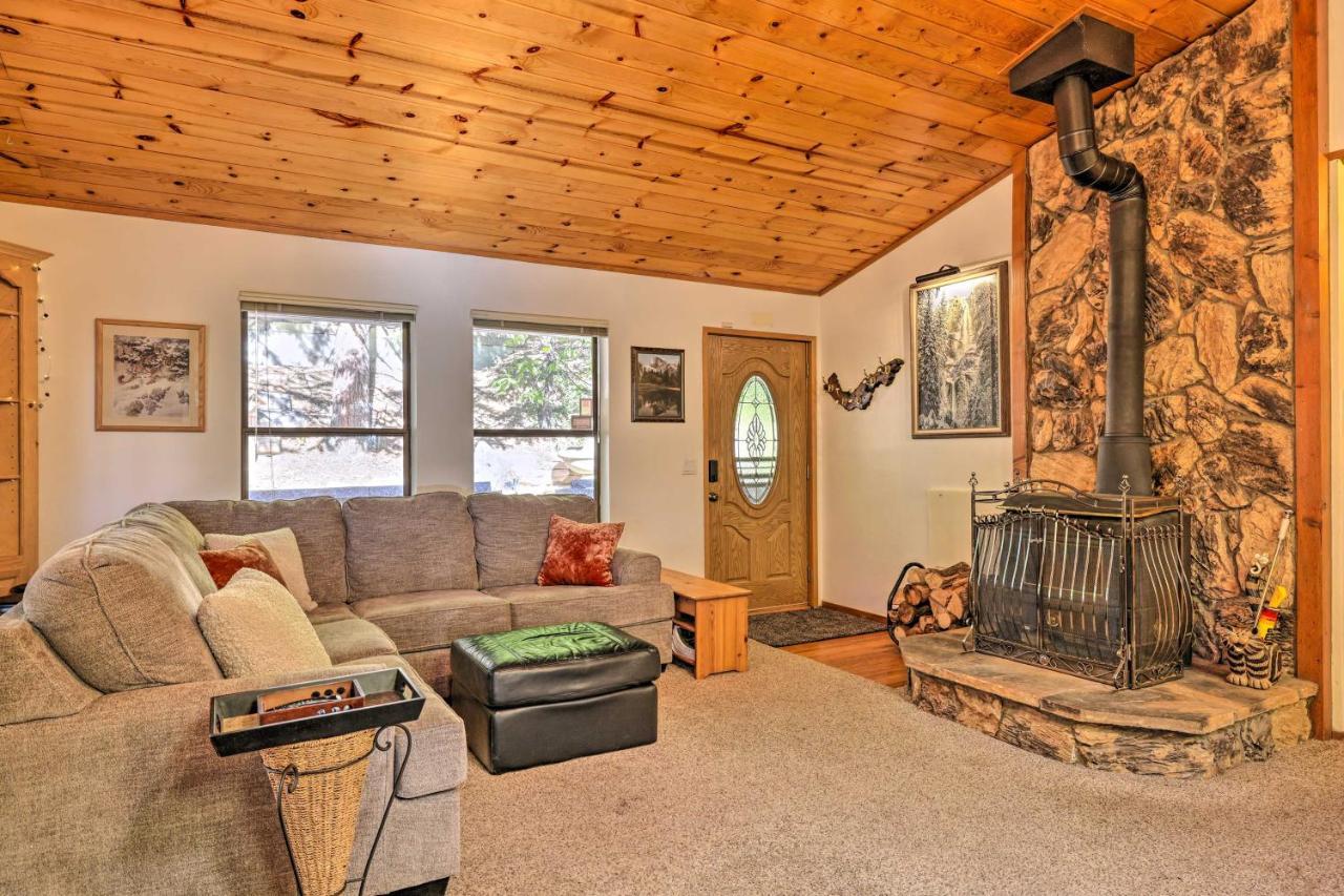 Quiet Twain Harte Cabin With Deck And Forest Views! エクステリア 写真