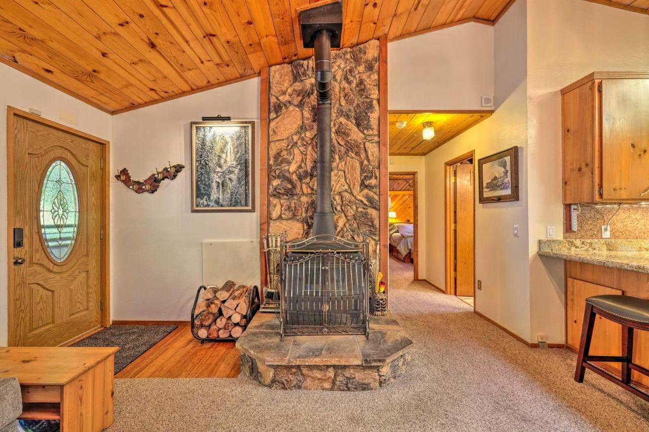 Quiet Twain Harte Cabin With Deck And Forest Views! エクステリア 写真