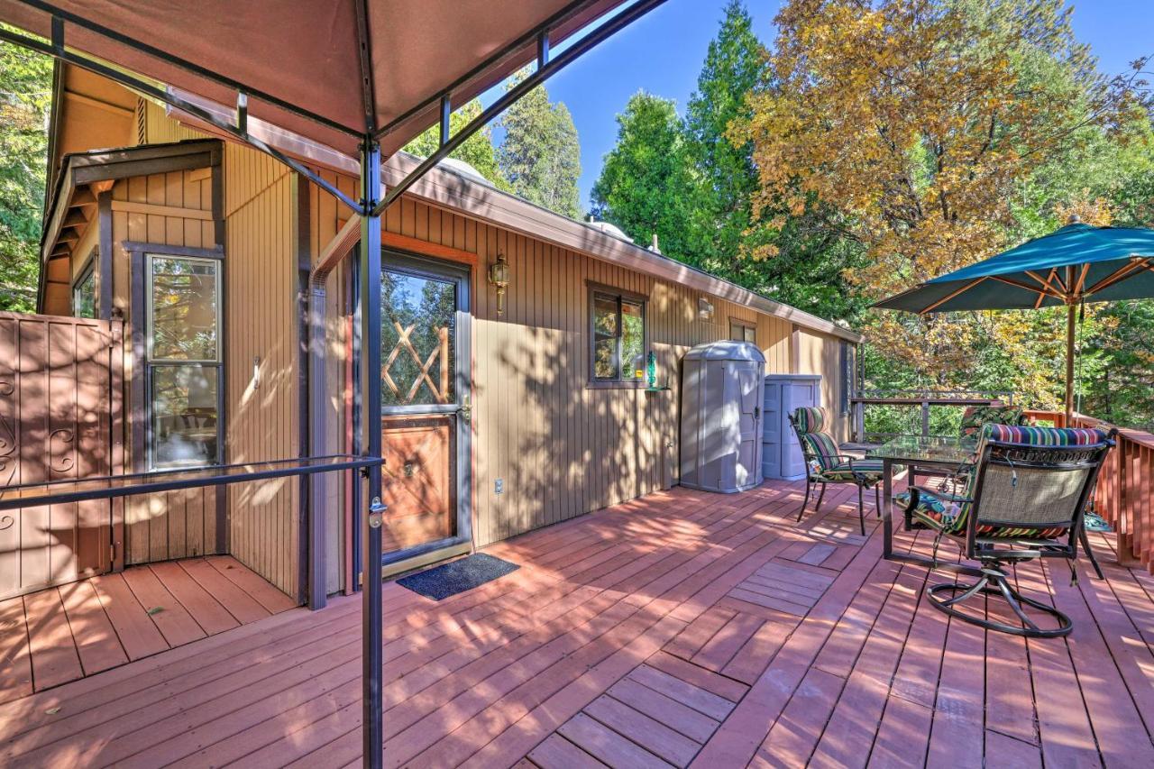 Quiet Twain Harte Cabin With Deck And Forest Views! エクステリア 写真